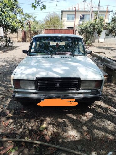 VAZ (LADA): VAZ (LADA) 2107: 1.2 l | 1982 il Sedan