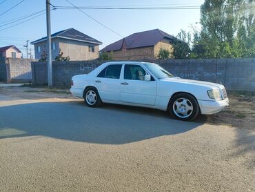 руль мерседесе: Mercedes-Benz W124: 2.2 л, Механика, Бензин, Седан