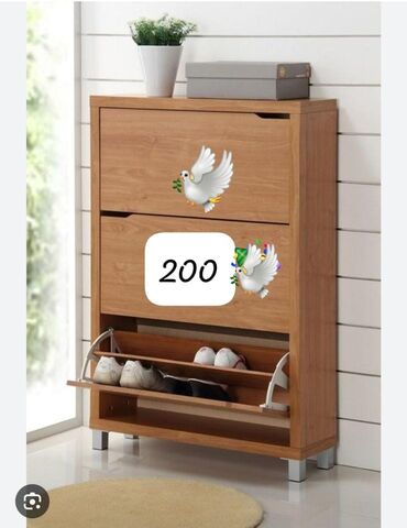 Divanlar: Yeni, Düz dolab, Ayaqqabı dolabı