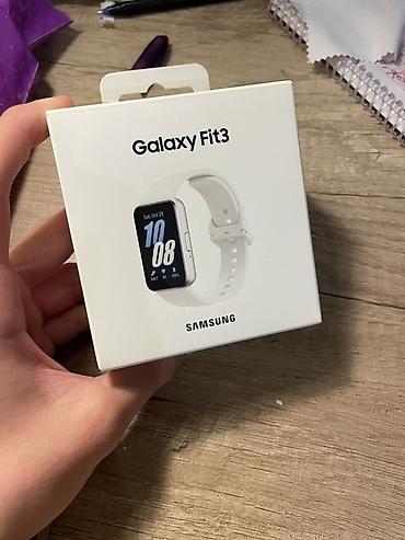 samsung a33 ekran: Hər vaxtıvız xəyir, saat yaxşı vəziyətdədi, əkranda yungül cızıqları — 4