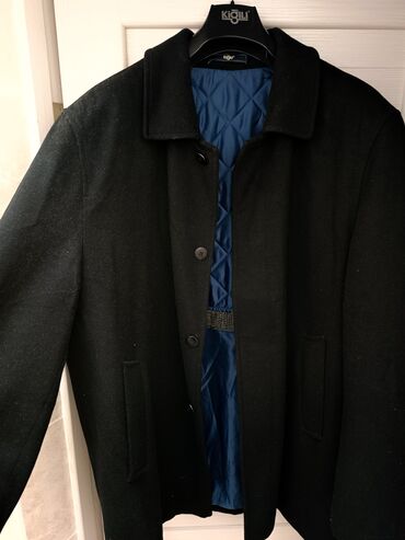 Мужское укороченное пальто с подкладом цвет:черный размер :58/7