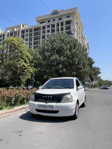 уплотнитель двери авто: Toyota Vitz: 2001 г., 1 л, Автомат, Бензин, Хэтчбэк