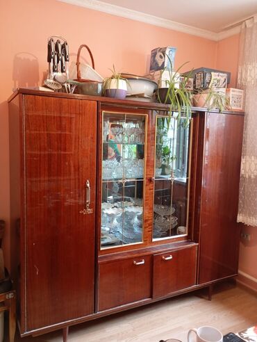 Кухонные гарнитуры: Кухонный гарнитур, Б/у, Дерево, Самовывоз