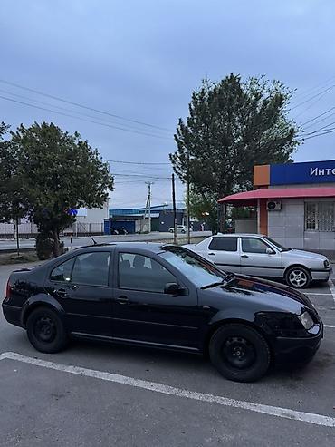 Унаа сатуу: Volkswagen Bora: 2002 г., 2 л, Кол менен иштөөчү, Бензин, Седан — 7