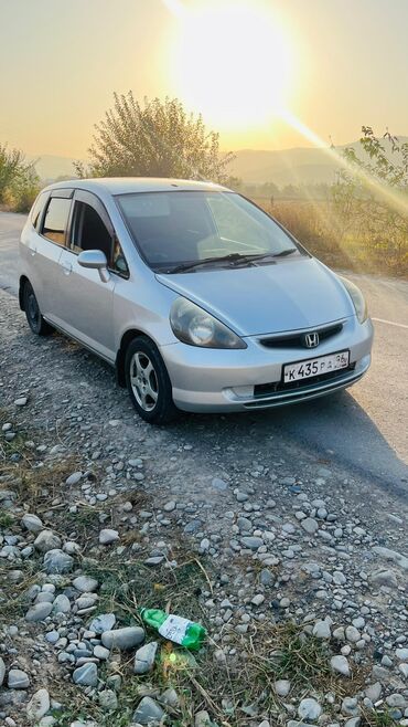 авто на метал: Honda Fit: 2002 г., 1.3 л, Вариатор, Бензин, Хетчбек