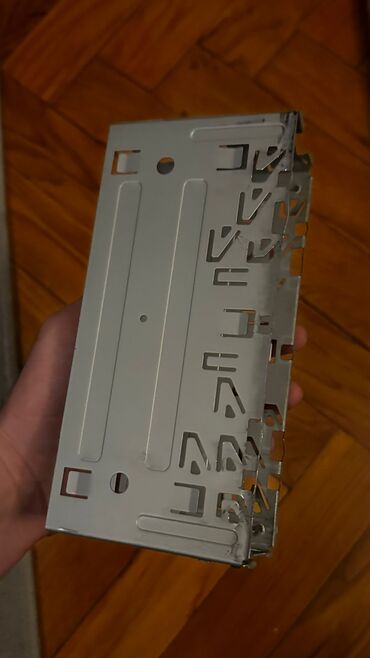 Maqnitofonlar: Maqnitol, Pioneer, AUX — 12