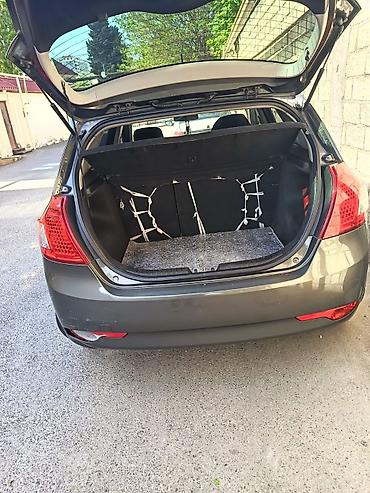 Kia: Kia Ceed: 1.4 l | 2010 il Hetçbek — 10