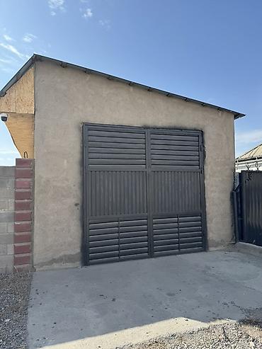 Продажа коттеджей и домов: 🏡 Продаётся капитальный кирпичный дом в центре города 📍 Локация Дом — 2