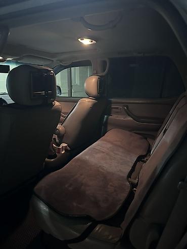 Toyota: Toyota Sequoia: 2006 г., 4.7 л, Автомат, Бензин, Внедорожник — 8