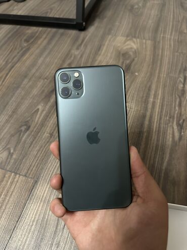 Apple iPhone: IPhone 11 Pro Max, Б/у, 256 ГБ, Зеленый, 76 %