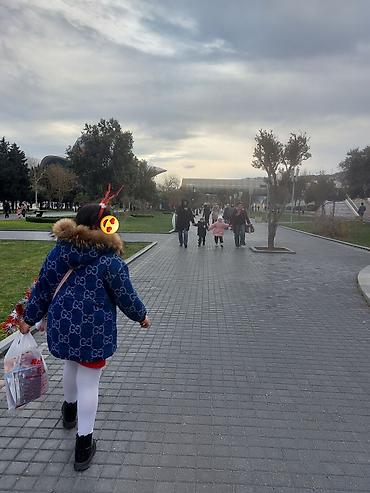 tuklu kurtka: Kurtka, Qız üçün, 8 - 9 yaş, Gucci — 1