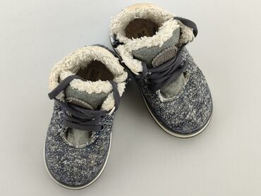 modne buty dla dzieci: Kozaki Zara, 21, Używany