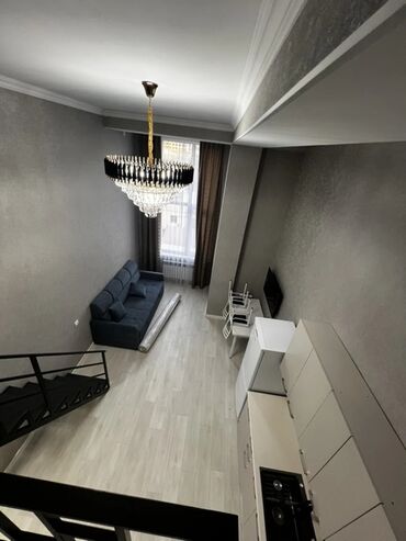 снять квартиру долгосрочное: 1 бөлмө, Кыймылсыз мүлк агенттиги, Чогуу жашоосу жок, Толугу менен эмереги бар