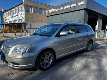 Toyota: Toyota Avensis: 2004 г., 2 л, Автомат, Бензин