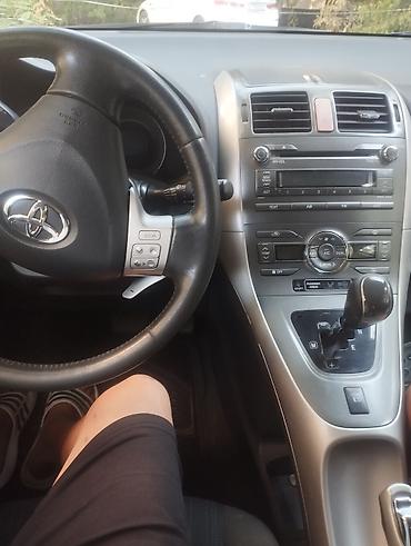 купить scion xb: Toyota Auris: 2007 г., 1.6 л, Робот, Бензин, Хэтчбэк — 7