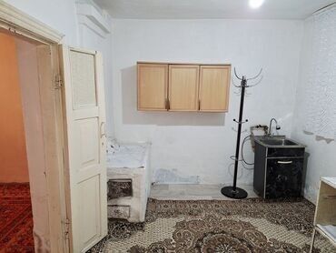 снять однокомнатную квартиру в бишкеке без посредников: 2 бөлмө, Кыймылсыз мүлк агенттиги, Чогуу жашоосу жок, Толугу менен эмереги бар