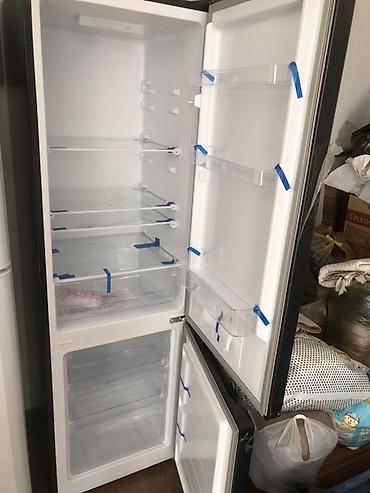 mini refrigerator: Новый Холодильник DEXP, двухкамерный, черный, с нижней морозильной — 1