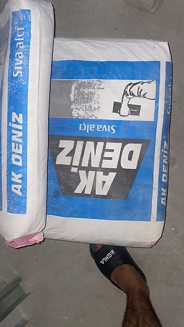AK DENİZ Sıva Alçı 30-35 kise qalib. Material 7-8 ay olar alinib