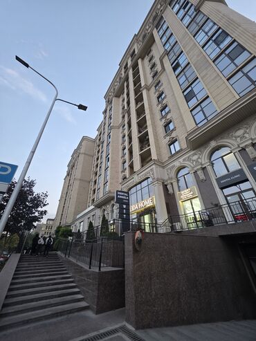чалдовар продажа домов: Сдаю Офис, 50 м², В бизнес центре, 1 линия