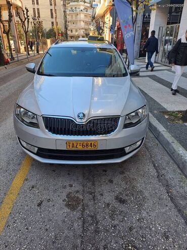 Skoda Octavia: 1.6 l. | 2016 έ. 313657 km. Πολυμορφικό