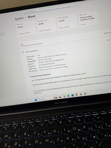 ASUS: Təzə vəzziyətdə. Alınandan Cəmi 18 saat işlənib. Çox baha alınıb. İş — 3