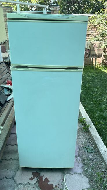 холодильник прадажа: Холодильник Nord, Б/у, Двухкамерный