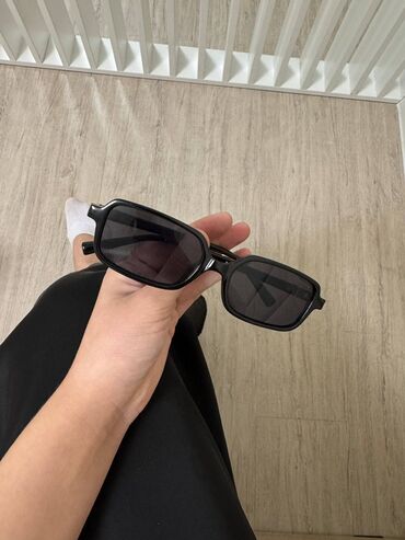 Солнцезащитные очки: Солнцезащитные очки очки, Prada, Унисекс, Круглые, Регулируемые носоупоры — 5