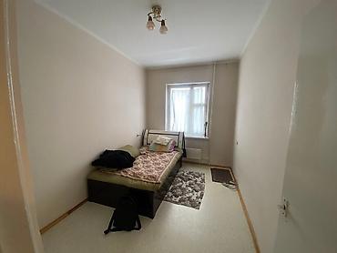 105: 3 комнаты, 80 м², 12 мкр 105 серия, 8 этаж — 4