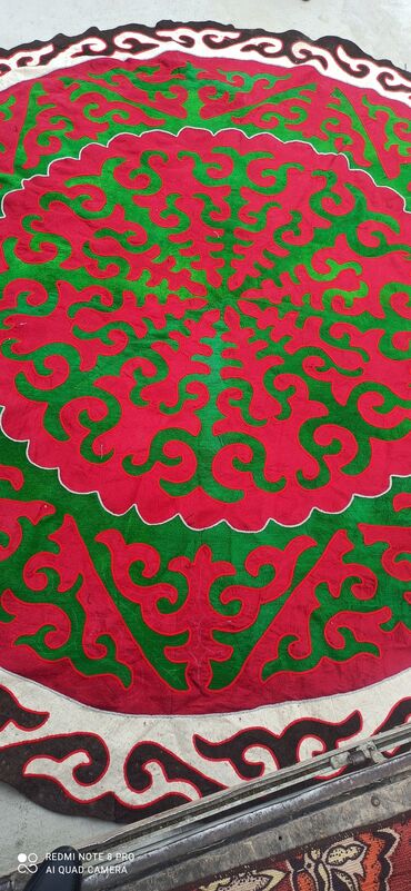 Комплектующие для юрт: Шырдаки. ковёр вышетый в ручную натуральный кошма и круглый стол на — 16