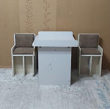 dəniz məhsulları satışı: Mətbəx üçün, İşlənmiş, Açılmayan, Dördbucaq masa, 2 stul — 1