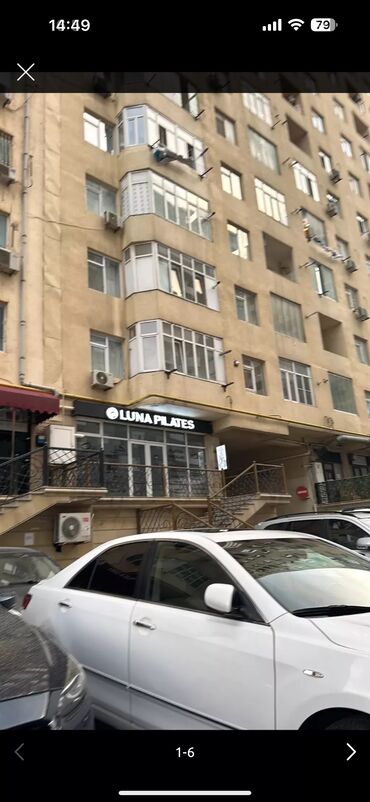 Mənzillər: Kirayəyə otaq yoldaşı xanım axtarılır. İşliyən maddi sıxıntısı olmuyan