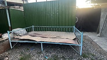 металлалом: Тапчан 2 x 1 x 1 м, Металл — 1