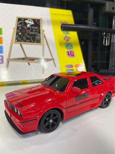Игрушки: Дрифт Машинка BMW на радиоуправление🕹️ Дальность управления 40-50м — 12