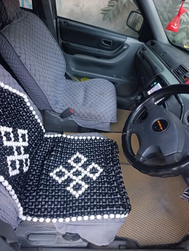 цифры наклейки: Чехолдор Токулган, түсү - Кара, Universal Seat cover
