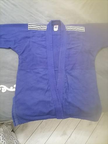 Kişi geyimləri: Məhsul: Judo/Gi üst geyimi - Brend: B&J Sports (etiketdə — 1