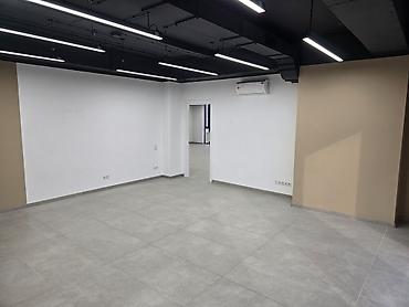 victor: Сдаю Офис целиком: 128 м², В бизнес центре, С ремонтом — 7