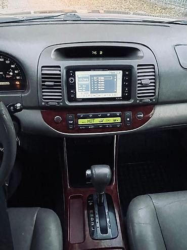 продаю фуру: Toyota Camry: 2004 г., 3 л, Автомат, Бензин, Седан — 5