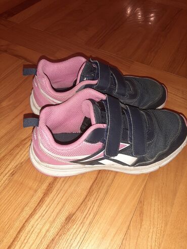 POPUST REEBOK original za devojčice 33