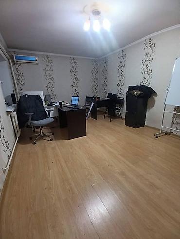 Продажа коттеджей и домов: Продаётся/сдаётся капитальный двухэтажный дом городского типа с — 24