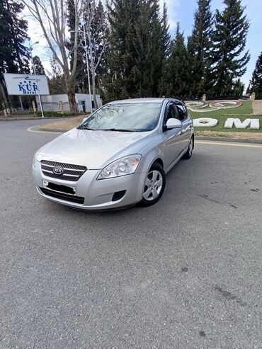 kia ceed avtomat: Kia Ceed: 1.6 l | 2007 il Sedan