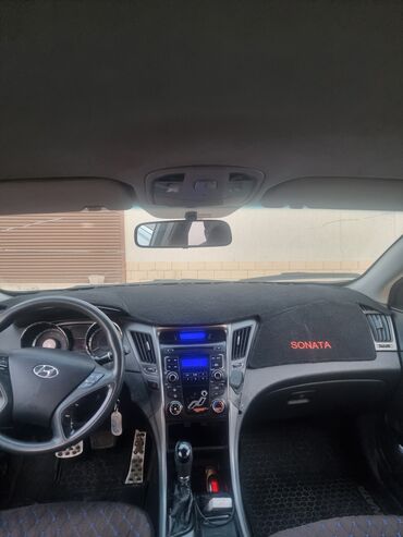 автомашина рассрочка: Hyundai Sonata: 2012 г., 2 л, Автомат, Газ, Седан
