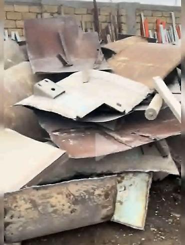 kapron borular: Qara metal görürük doğruyub götürede bilirik zəng edin • Material — 2