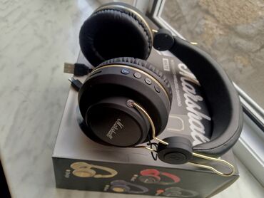 Mikrofonlar: Yeni Simsiz (Bluetooth) Qulaqcıqlar, Marshall, rəng - Qara