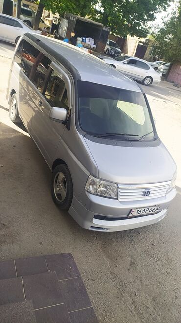 рф2 степ: Honda Stepwgn: 2002 г., 2 л, Автомат, Бензин
