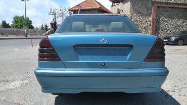 mercedes w211 bufer: Mercedes-Benz C 180: 1.8 l | 1998 il Sedan