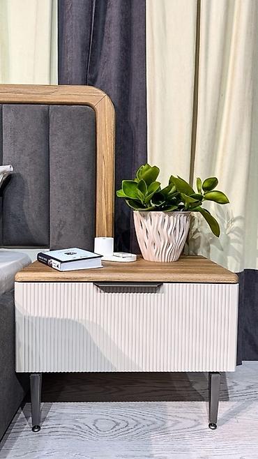 Шкафы-купе: Спальня Сиенна 6 Шкаф распашной для спальни, современный, с фасадами — 10