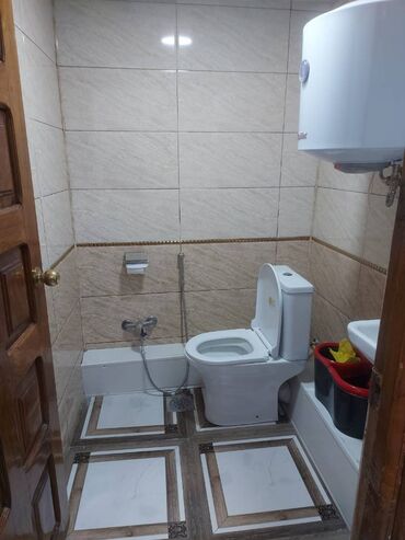 Digər kommersiya daşınmaz əmlakı: Həzi aslanov metrosuna yaxin 70 kv ümumi olan obyekt salon ayi 800 — 2