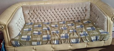Divan və kreslo dəstləri: İşlənmiş, Divan, 2 kreslo, Divan, Bazasız, Açılan