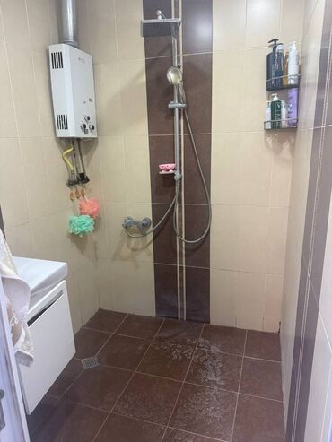 Köhnə tikili: Bakı, 7-ci mikrorayon, 3 otaqlı, Köhnə tikili, m. Dərnəgül, 55 kv. m — 14