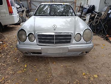 замена мкпп на акпп: Mercedes‑Benz E‑Class (W210) седан, правый руль, серебристый цвет — 1
